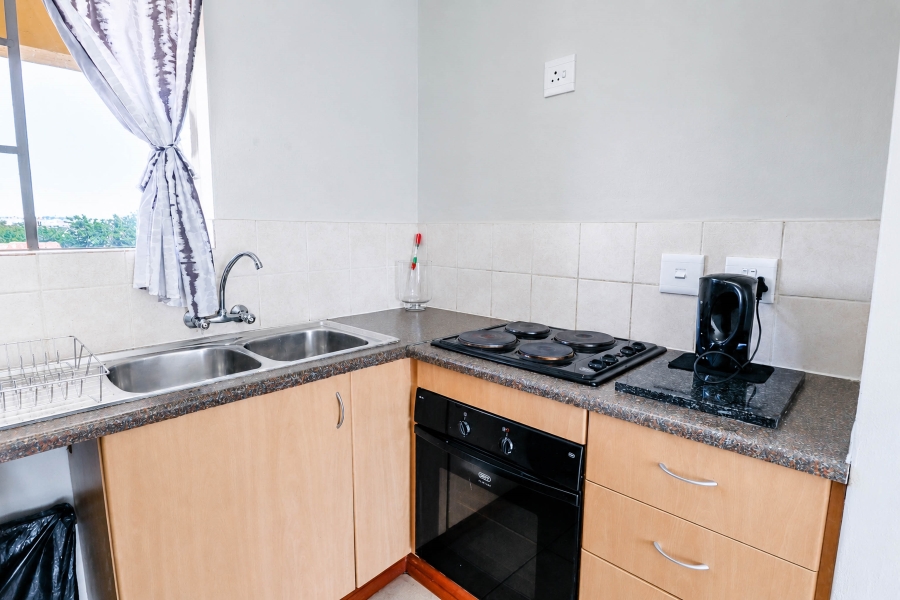 1 Bedroom Property for Sale in Kosmosdal Gauteng