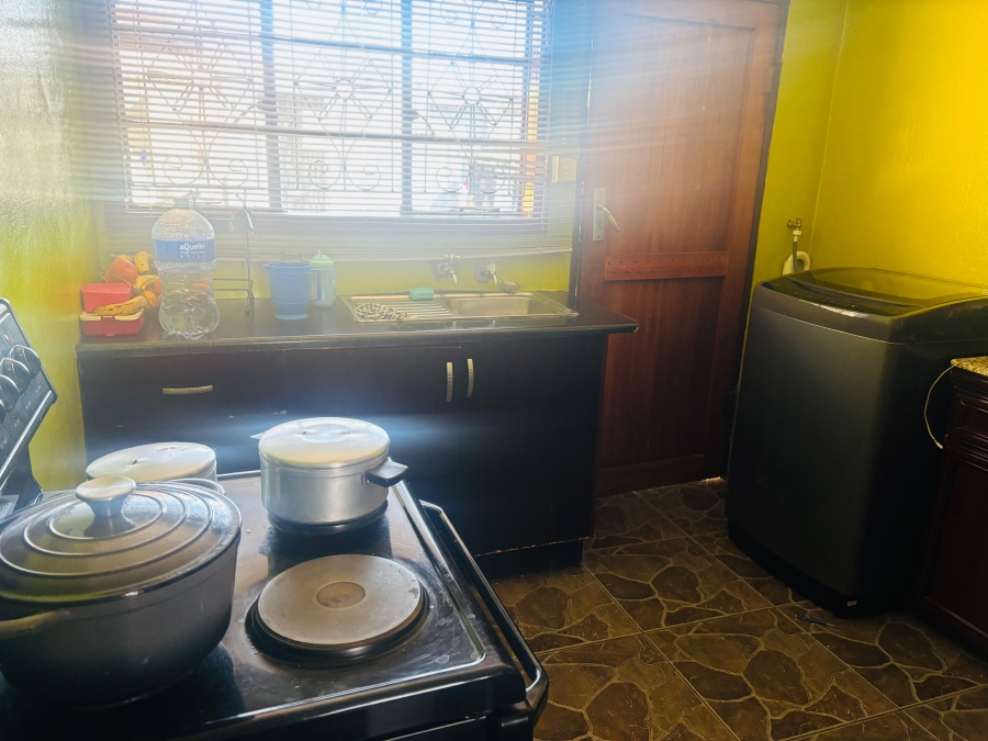 2 Bedroom Property for Sale in Tsakane Gauteng