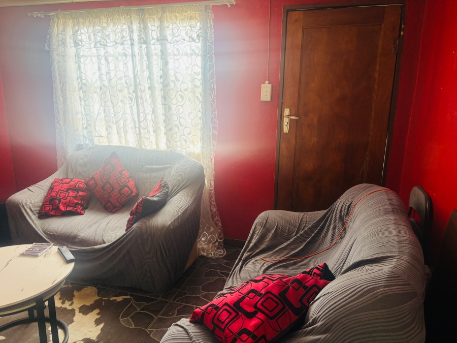 2 Bedroom Property for Sale in Tsakane Gauteng