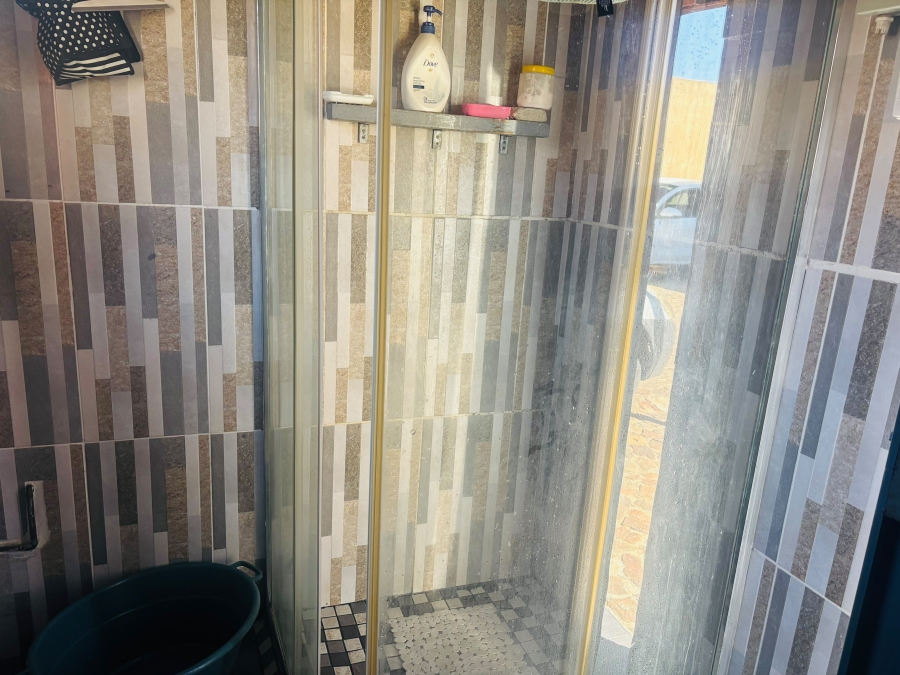2 Bedroom Property for Sale in Tsakane Gauteng