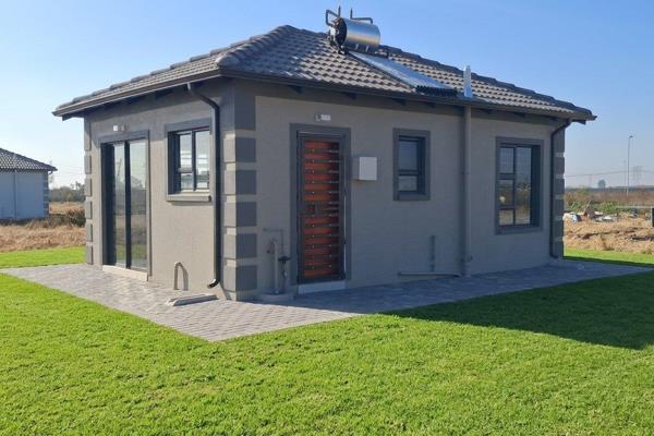 2 Bedroom Property for Sale in Klippoortje Gauteng