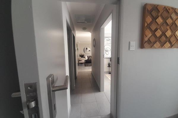 2 Bedroom Property for Sale in Klippoortje Gauteng