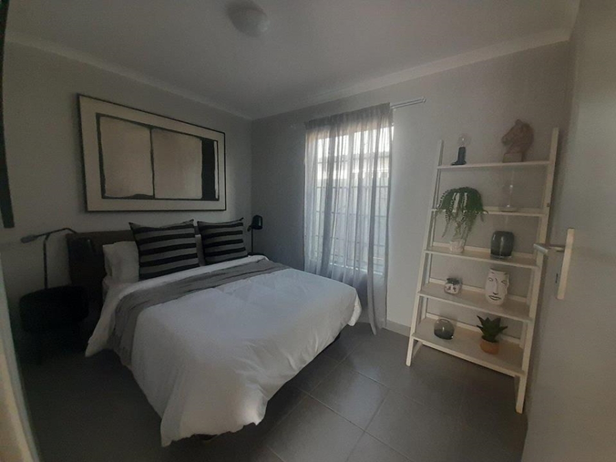 2 Bedroom Property for Sale in Klippoortje Gauteng