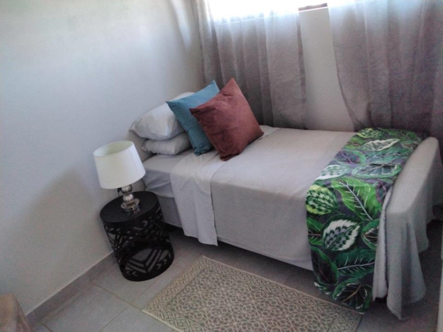 2 Bedroom Property for Sale in Klippoortje Gauteng