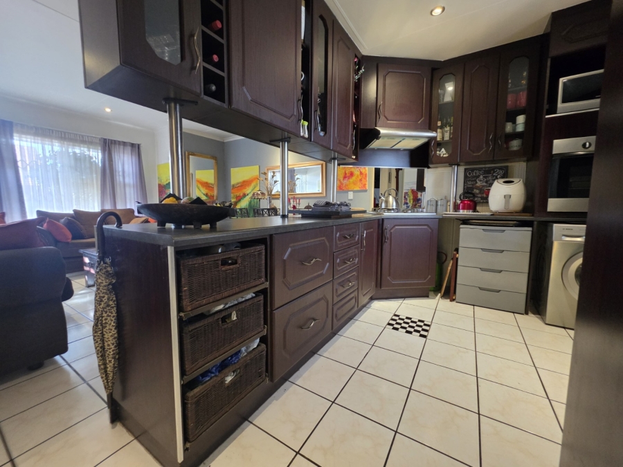 2 Bedroom Property for Sale in New Redruth Gauteng