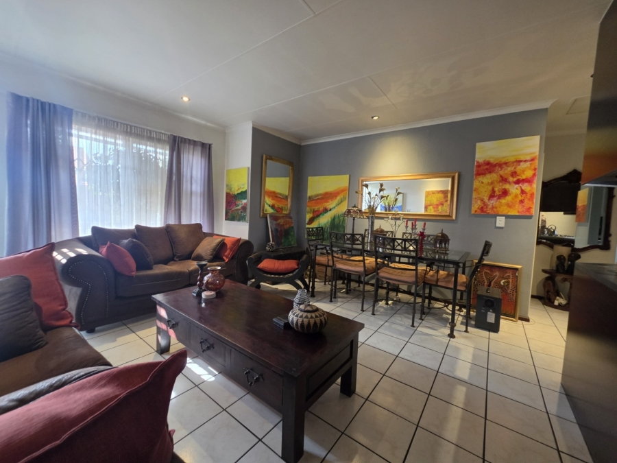 2 Bedroom Property for Sale in New Redruth Gauteng