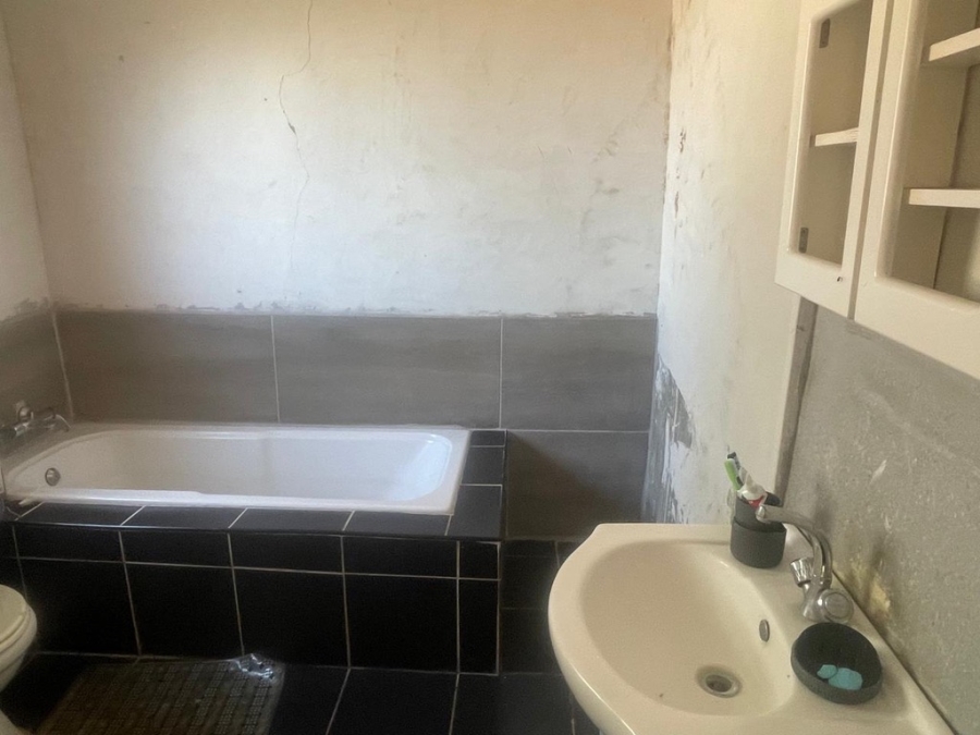 4 Bedroom Property for Sale in Riverpark Gauteng