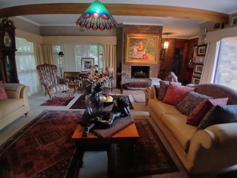3 Bedroom Property for Sale in Dunnottar Gauteng