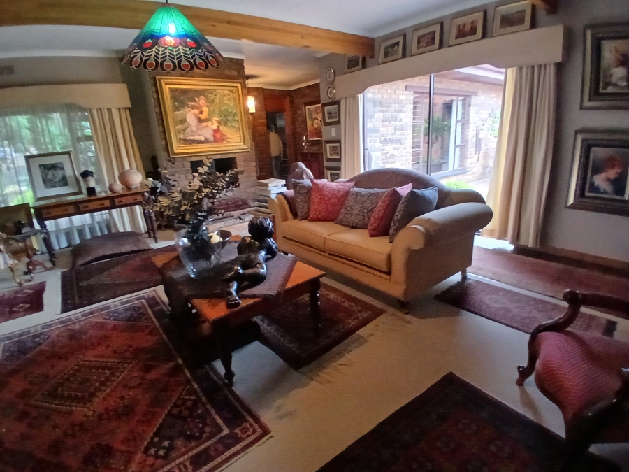 3 Bedroom Property for Sale in Dunnottar Gauteng
