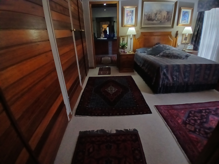 3 Bedroom Property for Sale in Dunnottar Gauteng
