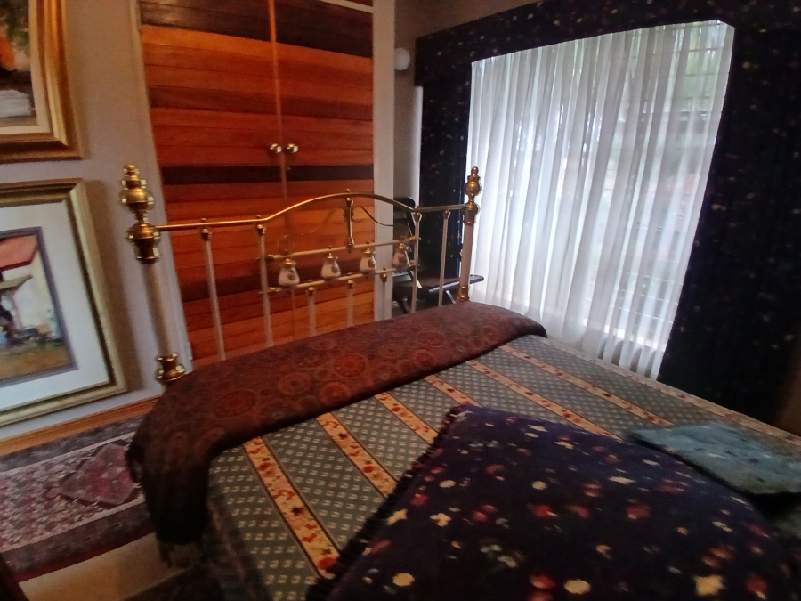 3 Bedroom Property for Sale in Dunnottar Gauteng