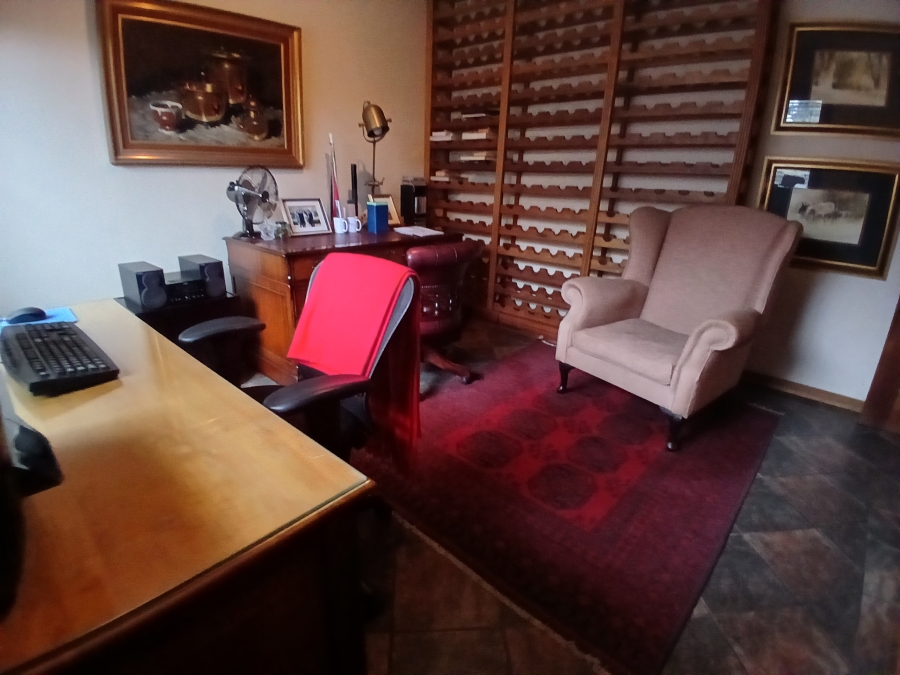 3 Bedroom Property for Sale in Dunnottar Gauteng