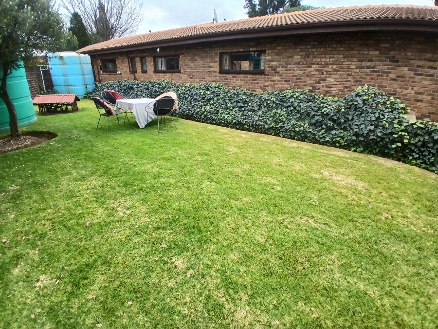 3 Bedroom Property for Sale in Dunnottar Gauteng