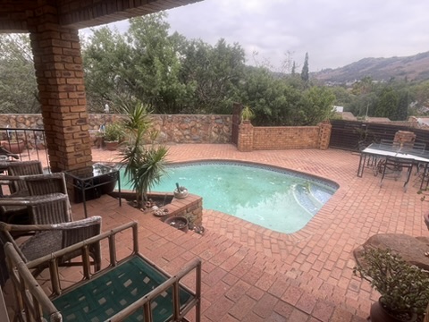 4 Bedroom Property for Sale in Bassonia Gauteng