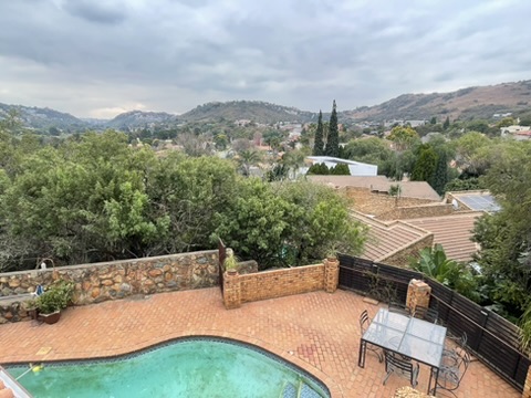 4 Bedroom Property for Sale in Bassonia Gauteng