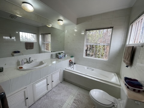 4 Bedroom Property for Sale in Bassonia Gauteng