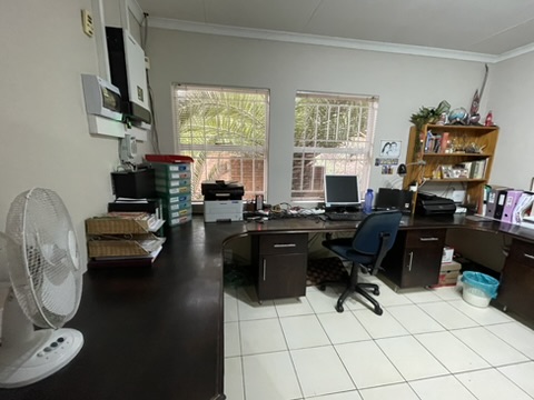 4 Bedroom Property for Sale in Bassonia Gauteng