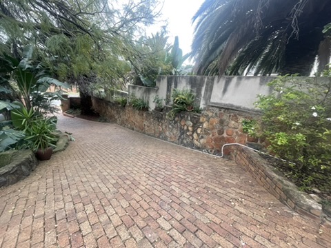 4 Bedroom Property for Sale in Bassonia Gauteng