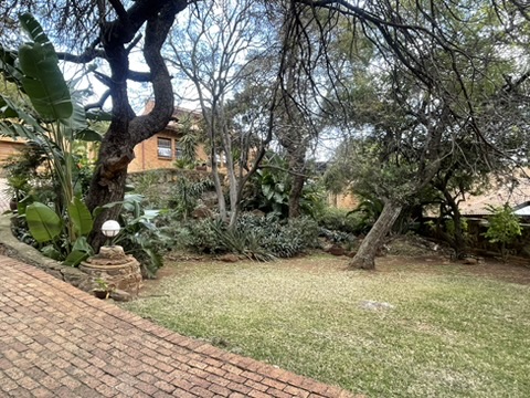 4 Bedroom Property for Sale in Bassonia Gauteng