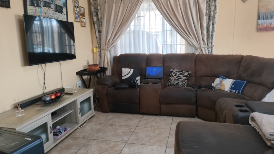 3 Bedroom Property for Sale in Philip Nel Park Gauteng