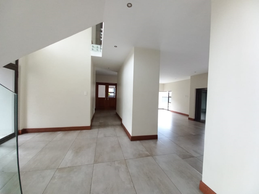 5 Bedroom Property for Sale in Helderwyk Gauteng