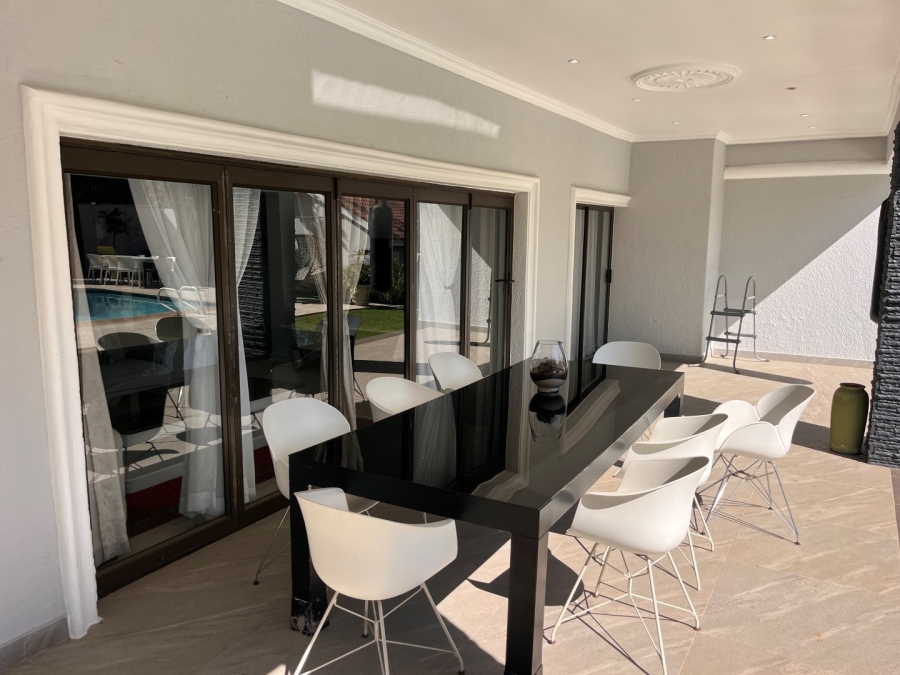3 Bedroom Property for Sale in Highlands North Gauteng