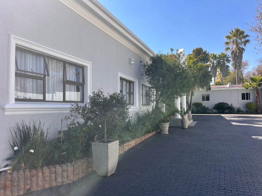3 Bedroom Property for Sale in Highlands North Gauteng
