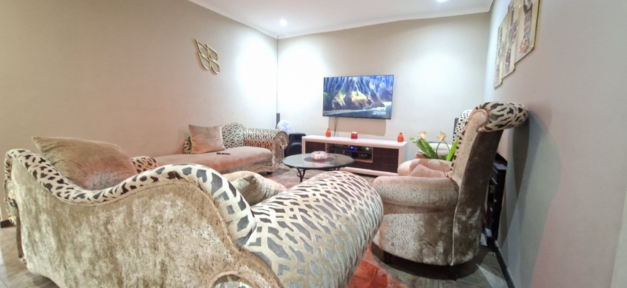 3 Bedroom Property for Sale in Kenmare Gauteng