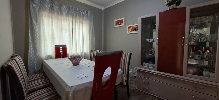 3 Bedroom Property for Sale in Kenmare Gauteng