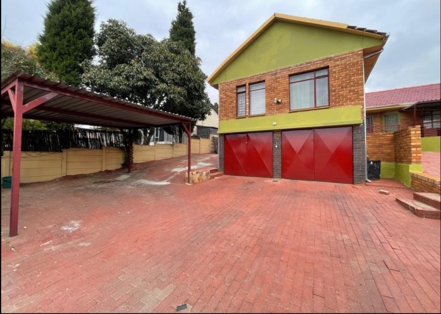 3 Bedroom Property for Sale in Kenmare Gauteng