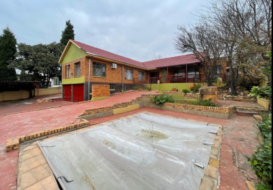 3 Bedroom Property for Sale in Kenmare Gauteng
