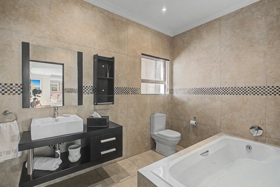 4 Bedroom Property for Sale in Vaalview Gauteng