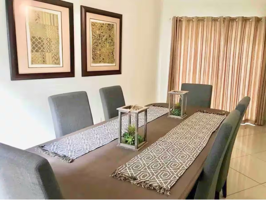 To Let 4 Bedroom Property for Rent in Sandton Central Gauteng