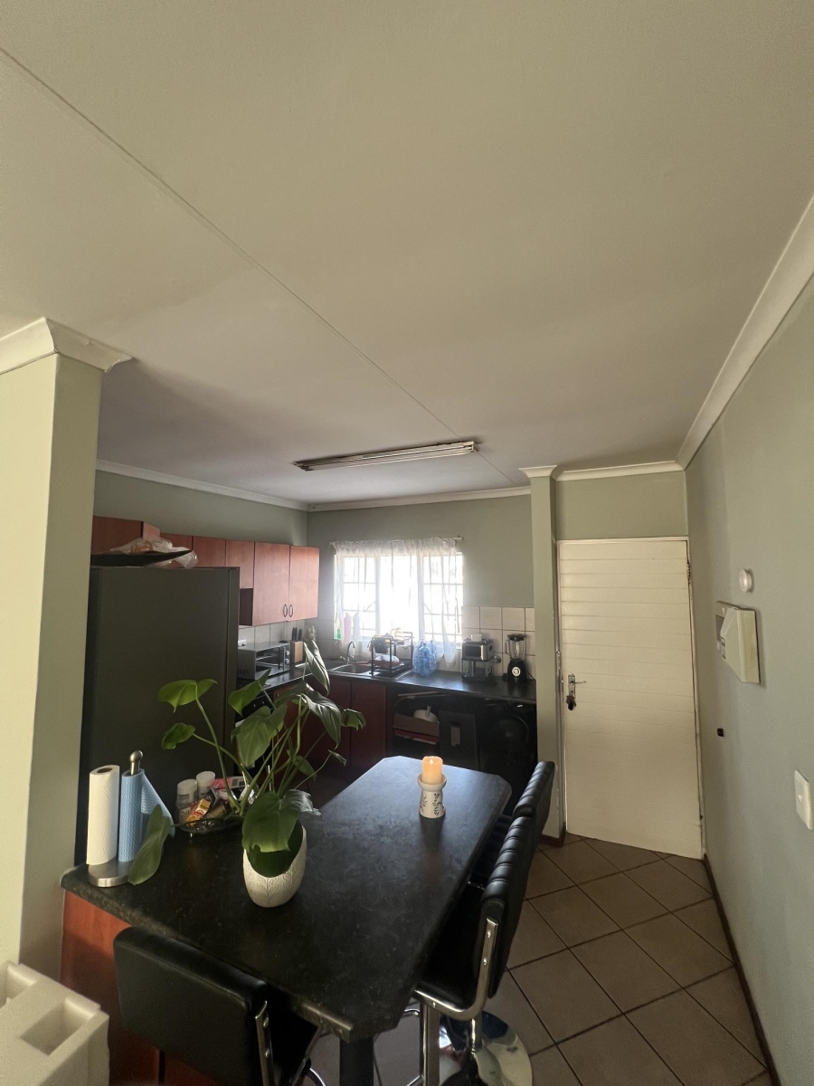 2 Bedroom Property for Sale in Terenure Gauteng