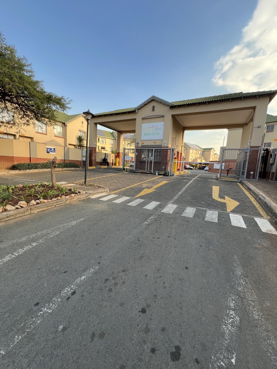 2 Bedroom Property for Sale in Terenure Gauteng
