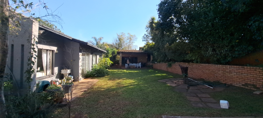 To Let 1 Bedroom Property for Rent in Roodekrans Gauteng
