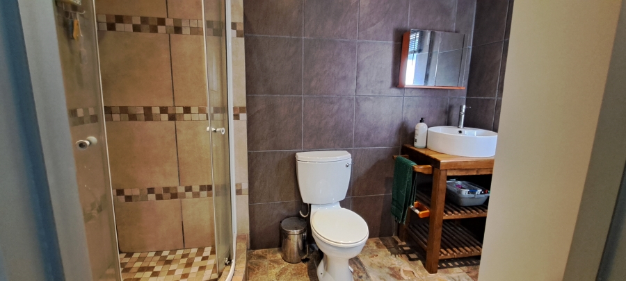 To Let 1 Bedroom Property for Rent in Roodekrans Gauteng
