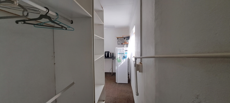 To Let 1 Bedroom Property for Rent in Roodekrans Gauteng