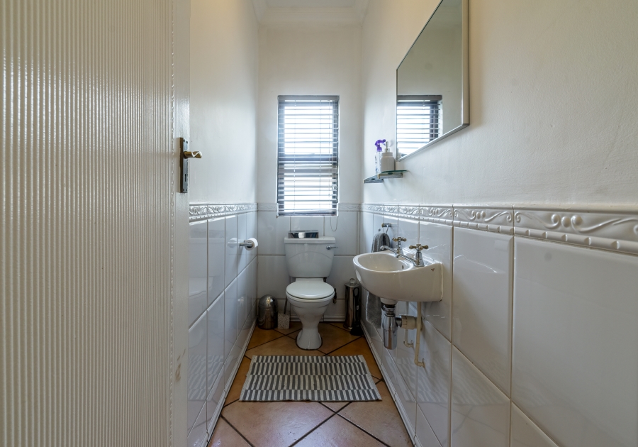 To Let 4 Bedroom Property for Rent in Brooklyn Gauteng