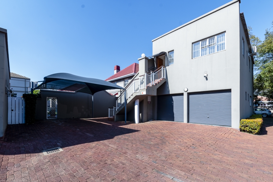 4 Bedroom Property for Sale in Baileys Muckleneuk Gauteng