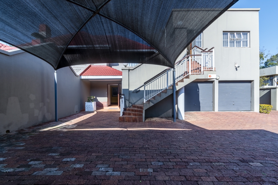 4 Bedroom Property for Sale in Baileys Muckleneuk Gauteng