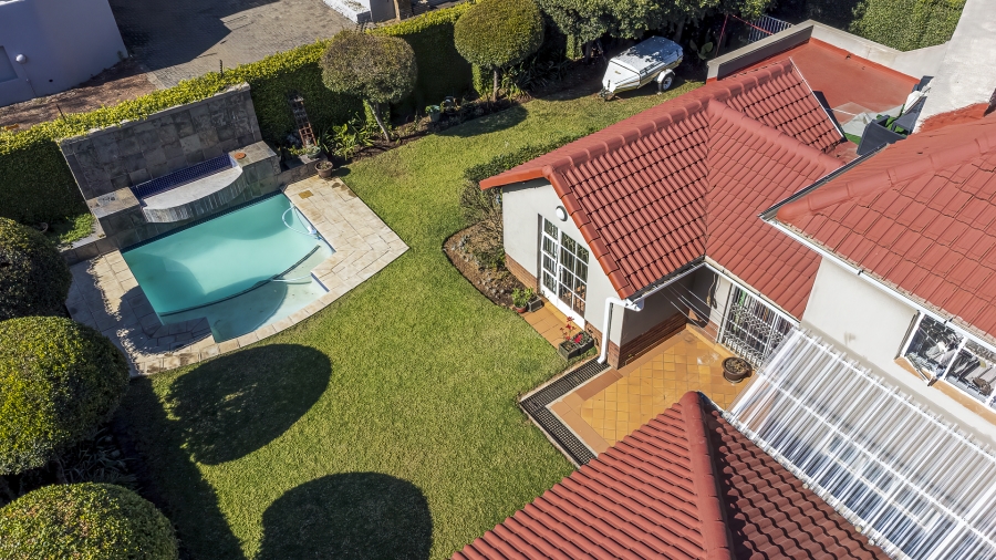 4 Bedroom Property for Sale in Baileys Muckleneuk Gauteng
