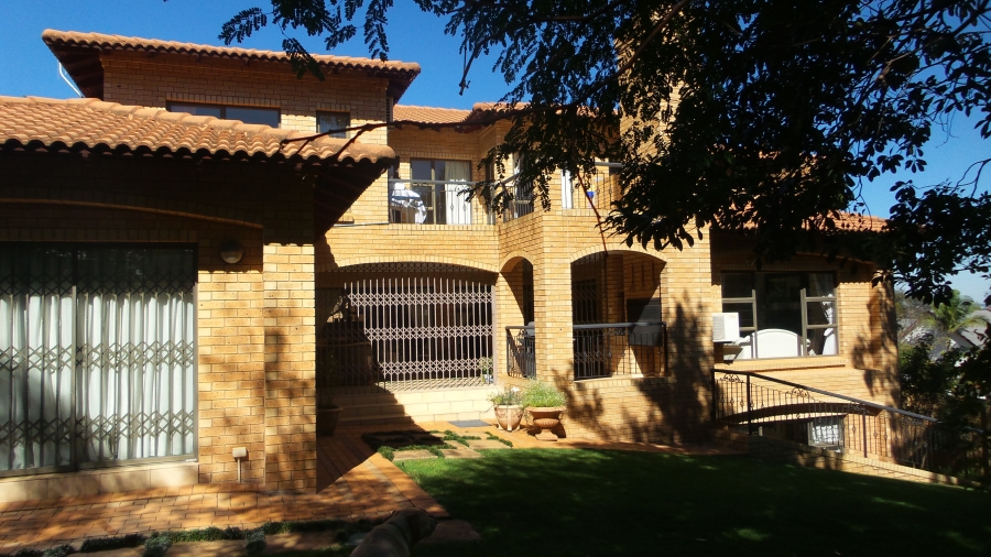 4 Bedroom Property for Sale in Waterkloof Ridge Gauteng