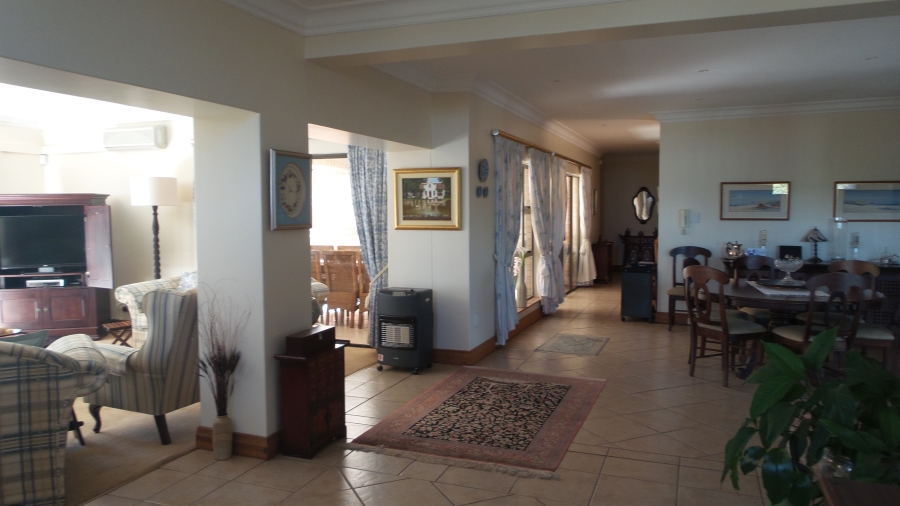 4 Bedroom Property for Sale in Waterkloof Ridge Gauteng