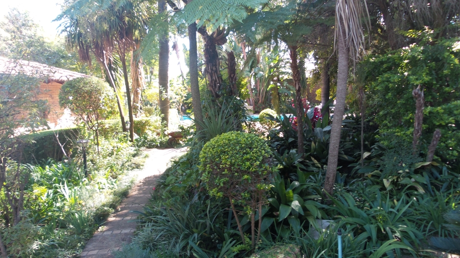 4 Bedroom Property for Sale in Waterkloof Ridge Gauteng