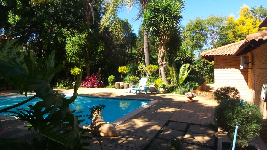 4 Bedroom Property for Sale in Waterkloof Ridge Gauteng