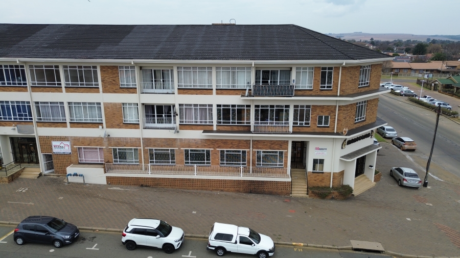8 Bedroom Property for Sale in Nigel Gauteng