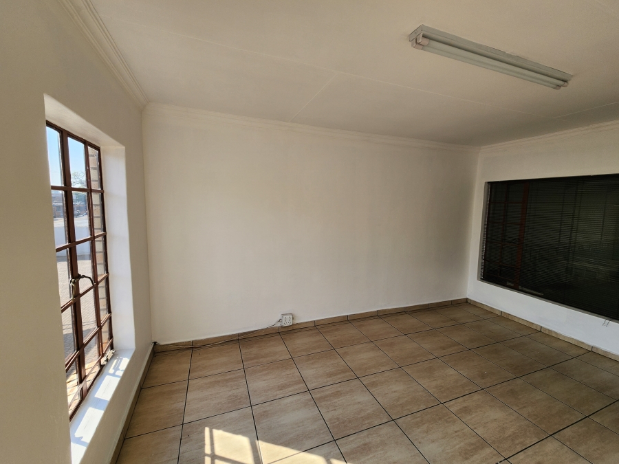 To Let Commercial Property for Rent in Silverton Gauteng