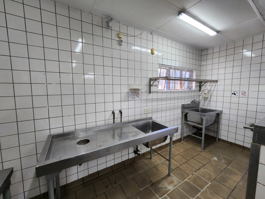 To Let Commercial Property for Rent in Montana Gauteng