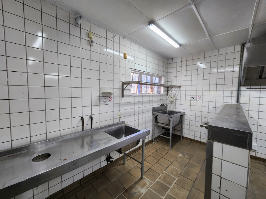 To Let Commercial Property for Rent in Montana Gauteng